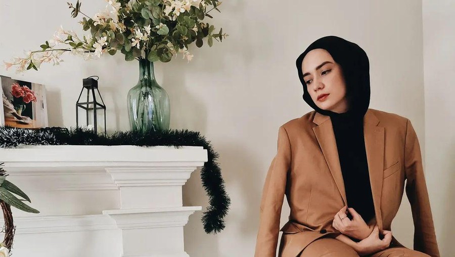 Putri Anne Dihujat Usai Geram Disebut Janda Cebol