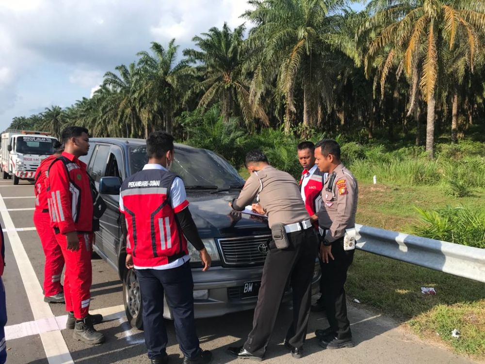 Tabrak Truk di Tol Permai, Penumpang Toyota Krista Tewas