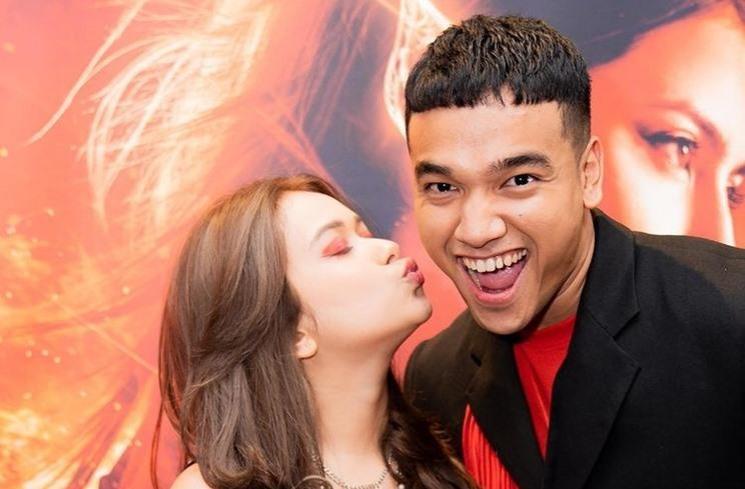 Gegara Tanda Ini Fadly Faisal Diduga Jadi Pemeran Video Syur bareng Rebecca Klopper