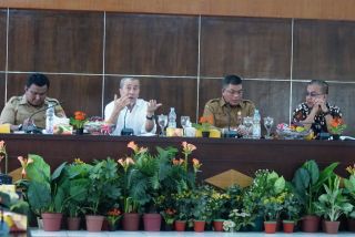 Gubernur Riau Tegaskan Serius Dukung Perhutanan Sosial