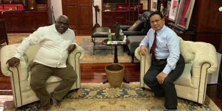 Yakin Prabowo Menang, Natalius Pigai: Adian Onani Intelektual, Arogan dan Sombong