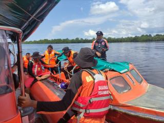 Ada Pompong Terbalik di Sungai Gaung Inhil, 1 Orang Tewas, 1 Lagi Hilang