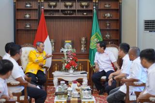 Beri Dukungan Penuh, Gubri Syamsuar Terima Audiensi Pengprov ESI Riau