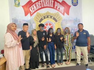 Satpol PP Kampar Amankan 4 Orang Remaja Diduga Terindikasi Prostitusi Online