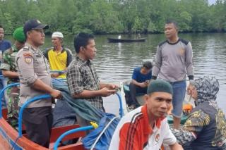 Tersambar Petir Saat Cari Ikan, Nelayan di Inhil Ditemukan Tewas di Sungai