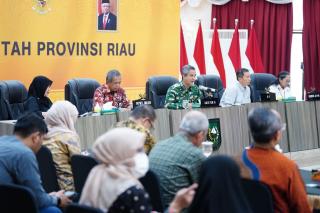 Berikan Pendampingan, OJK Riau Gelar Coaching Clinic TPAKD