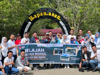 Semarakkan Gernas BBI dan BWI, OJK Riau Bersama Perbarindo Jelajahi Objek Wisata Rokan Hulu
