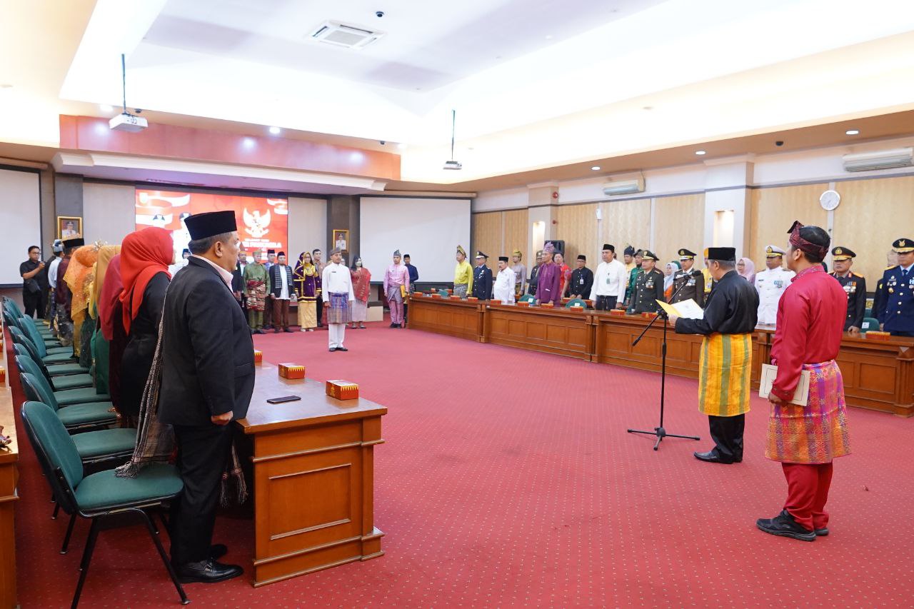 Pekanbaru Diguyur Hujan, Pemprov Riau Laksanakan Upacara Hari Lahir Pancasila di Dalam Ruangan
