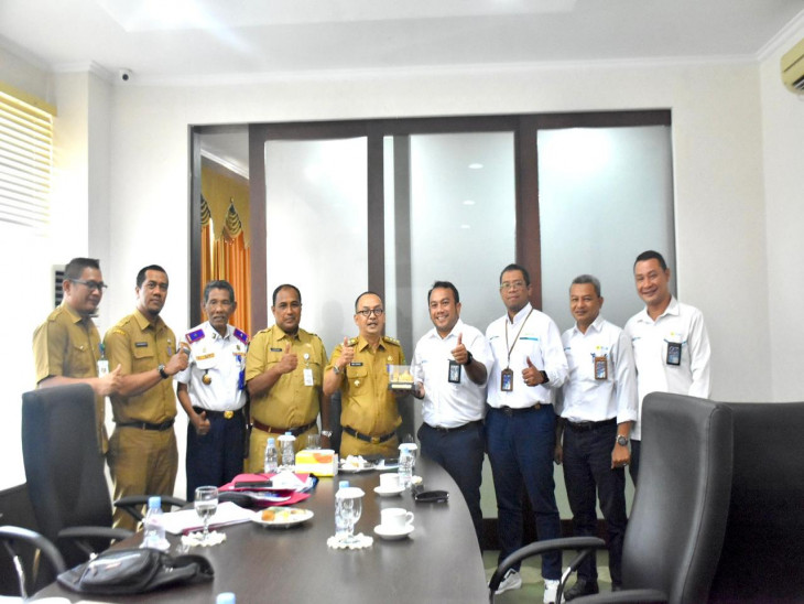 Pj Bupati Terima Kunjungan PLN UP3 Pekanbaru, Minta Semua Daerah di Kampar Terjangkau Jaringan Listr