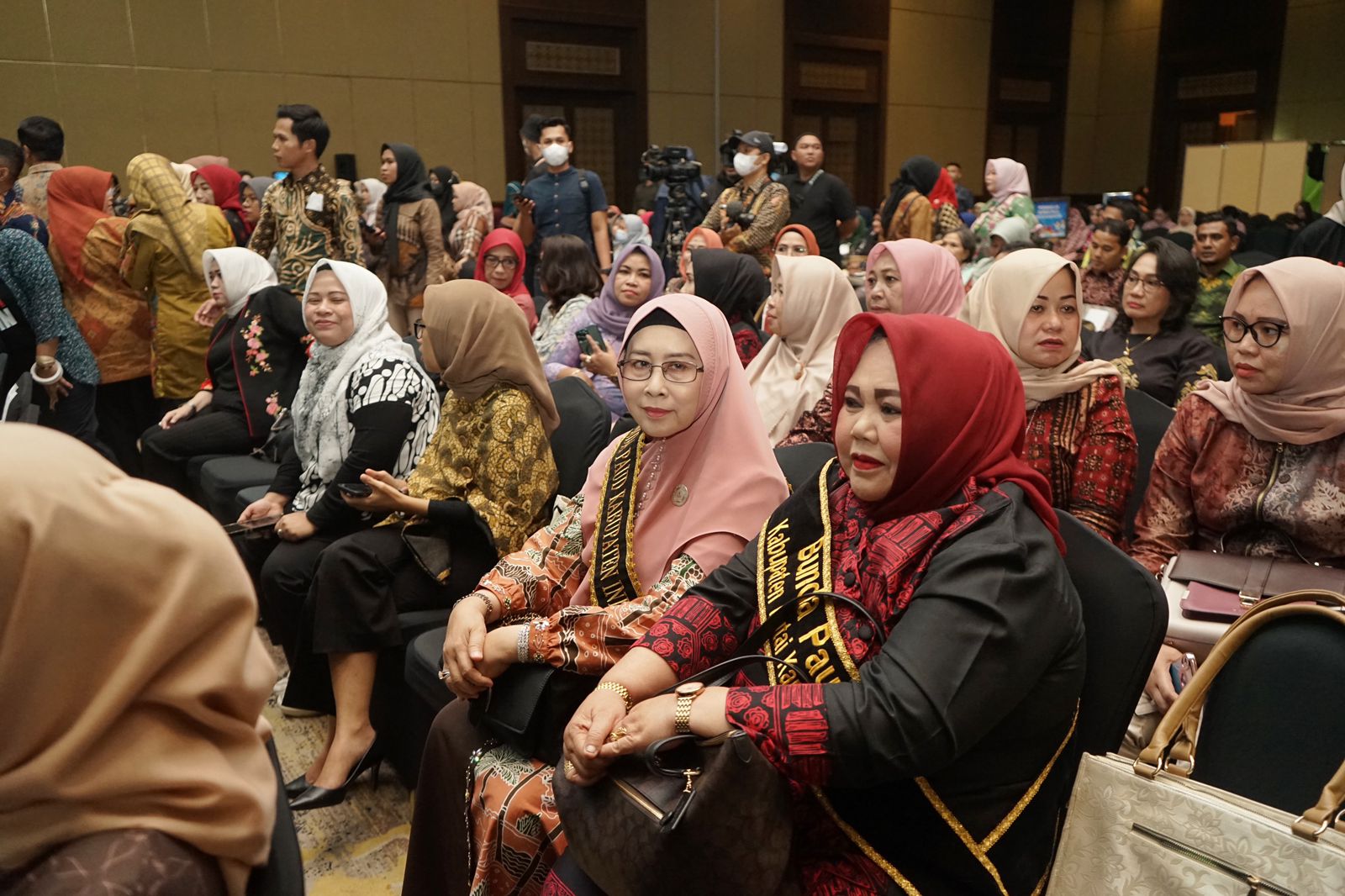 Zulaikha Wardan Ikuti Komitmen Bersama Dukung Gerakan Transisi PAUN ke SD