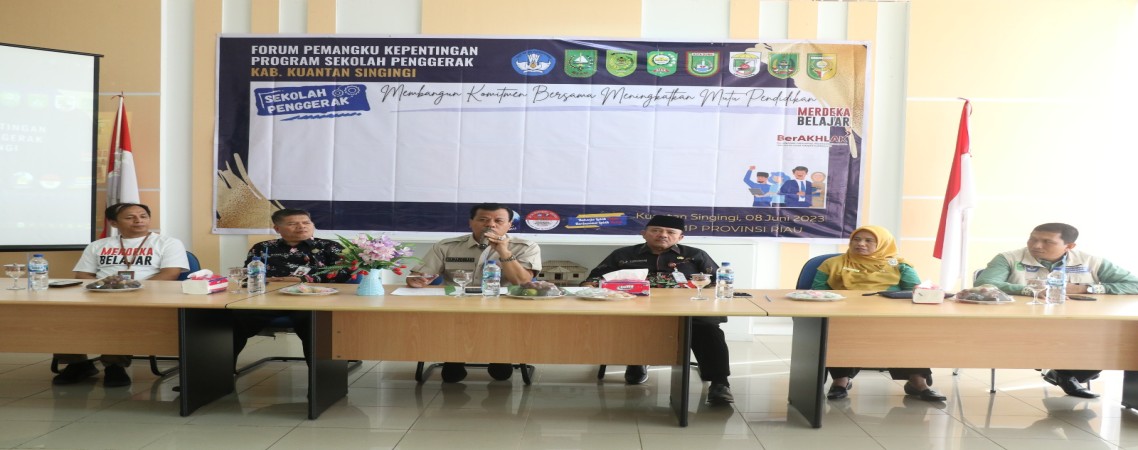 Suhardiman Buka Forum Sekola Penggerak Kuansing, Ini Harapannya