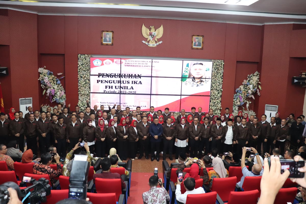 Pelantikan dan Pengukuhan Pengurus IKA FH UNILA Periode 2023 - 2028