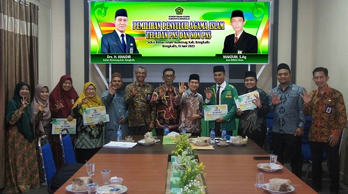 Empat PAI Kemenag Bengkalis Terima Penghargaan Penyuluh Teladan