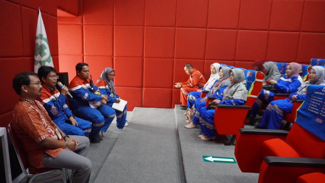 Jalankan Program Family Road to Refinery