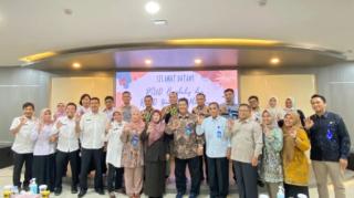 Direktur RS di Riau Belajar Pengelolaan Pelayanan dan Keuangan di RSUD dr. Iskak