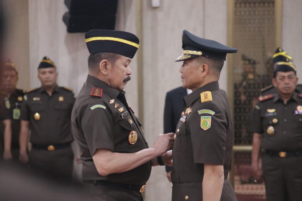 Jaksa Agung Resmi Lantik Mayjen TNI Wahyoedho Indrajit Sebagai JAM- Pidmil