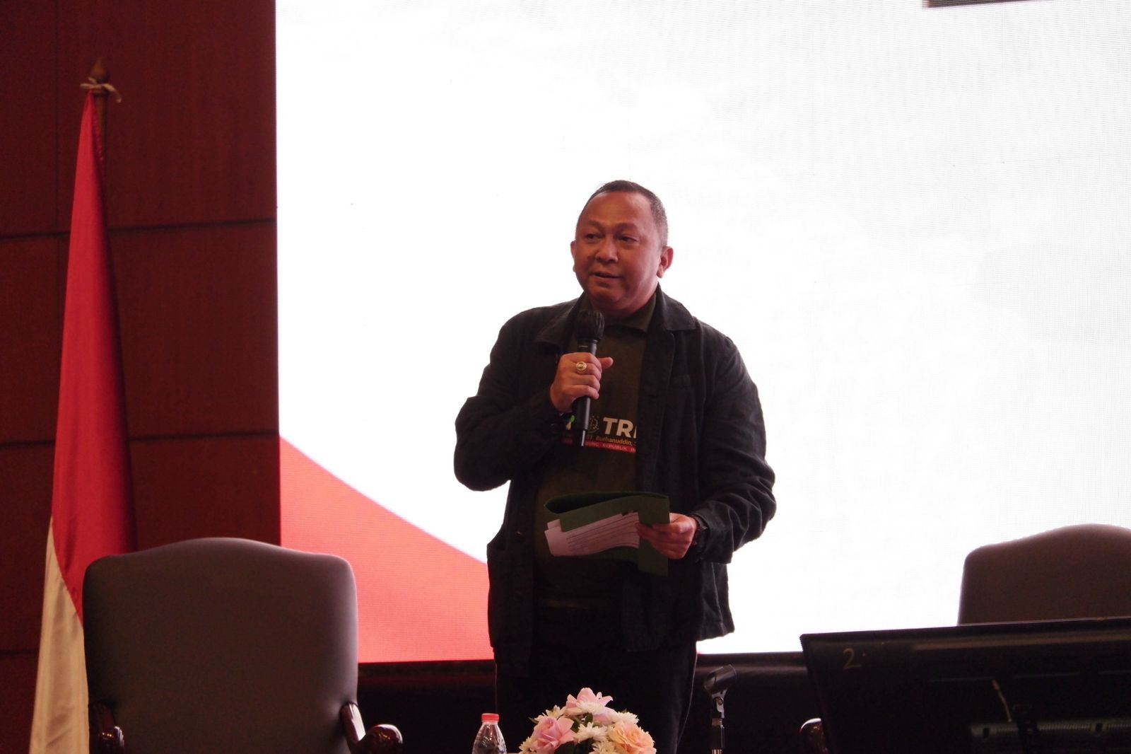 Kapuspenkum Launching dan Bedah Buku dalam Meraih Kepercayaan Publik Institusi Kejaksaan