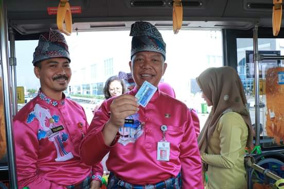 Pembayaran Non Tunai Bus TMP Berlaku Mulai 16 Juli 2023