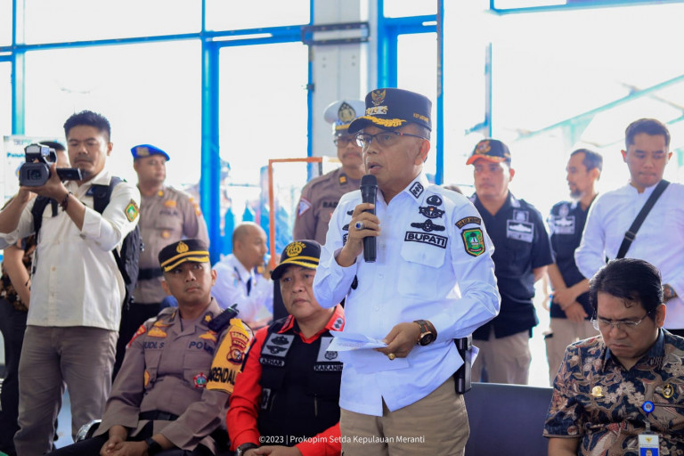 Plt Bupati Asmar Lepas Keberangkatan Perdana MV. Trans Jet Tujuan Malaysia
