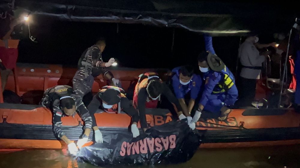 Tim SAR Gabungan Evakuasi Mayat Mr X Perairan Kepulauan Meranti