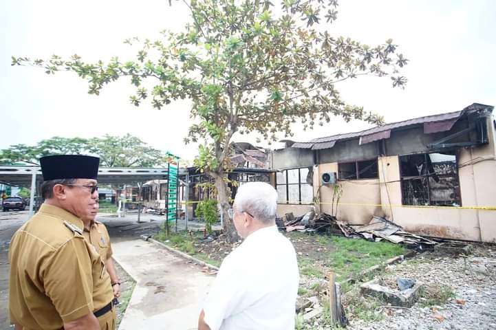 Pasca Terbakar, Bupati Wardan Pastikan Layanan Kesehatan di RSUD Puri Husana Tembilahan tetap Berjal