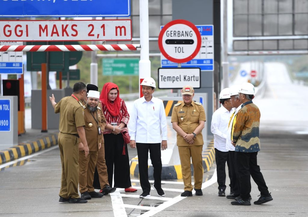 Terkait Perbaikan Jalan Rusak di Sejumlah Provinsi, Presiden: Sudah Dimulai