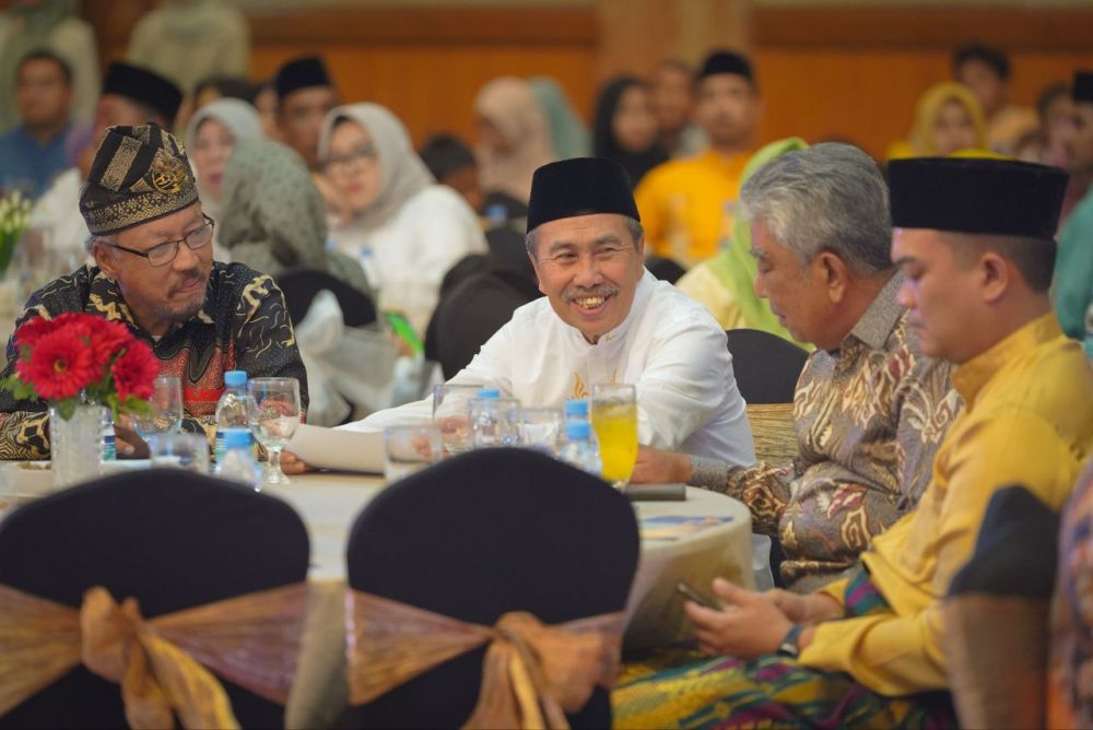 Gubri Syamsuar Silaturahmi dengan Keluarga Datuk Tanah Datar