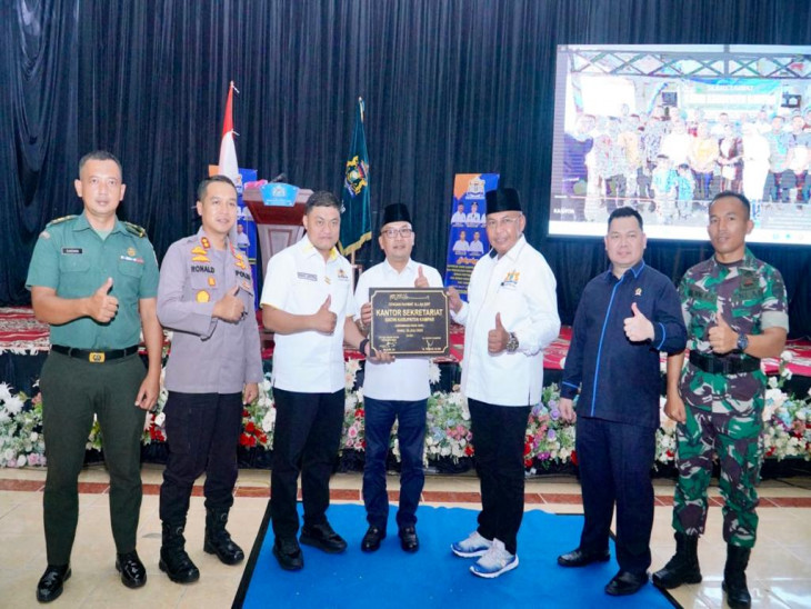 Pj Bupati Hadiri Pengukuhan Kadin Kampar