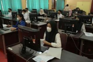 5.450 Peserta Ikuti Ujian SMMPTN Barat 2023 di Kampus Unri
