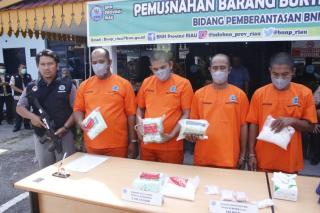 BNNP Riau Sita Sabu 5 Kg dan Ekstasi dari Jaringan Internasional di Meranti