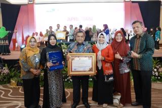 Riau Borong Sejumlah Penghargaan Pada Harganas 2023 di Palembang