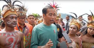 Presiden Jokowi Resmikan Papua Street Carnival