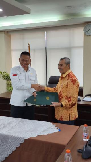 Gubri Syamsuar Teken MoU dengan Badan Standardisasi Instrumen Pertanian Kementrian Pertanian