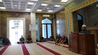 Ustadz Syaikh Maulana Husein Al- Muqri Isi Pengajian Rutin di Kejati Riau