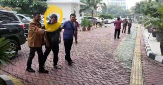 Tim Tabur Kejagung Berhasil Mengamankan DPO Hasan Lamadupa
