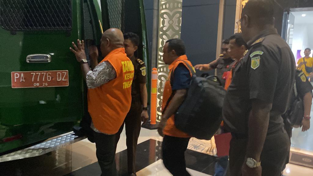 Tiga Tersangka Perkara Kmk- Konstruksi PT. BPD Ditahan Kejati PapuaÂ