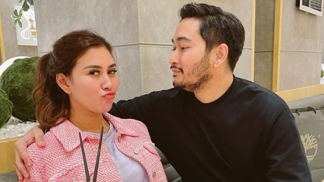 Ini Pengakuan Jeje Saat Tahu Syahnaz Selingkuh