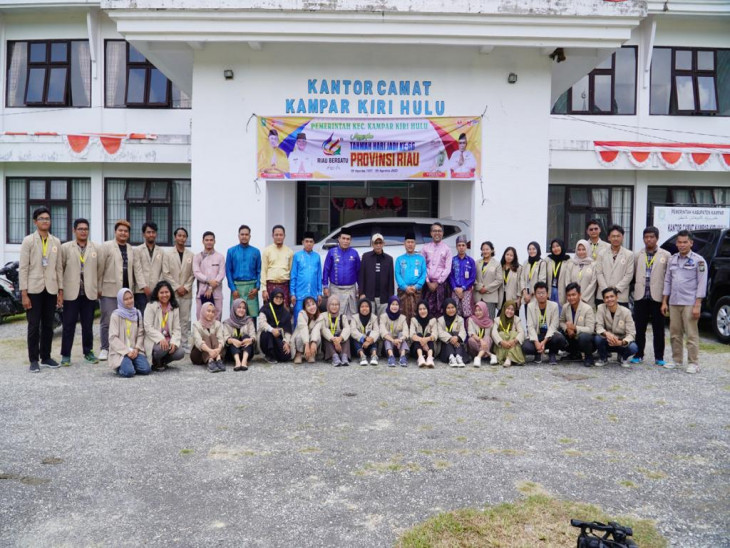 Usai Laksanakan KKN-PPM di Kampar Kiri Hulu, Pemkab Kampar Lepas 29 Mahasiswa UGM