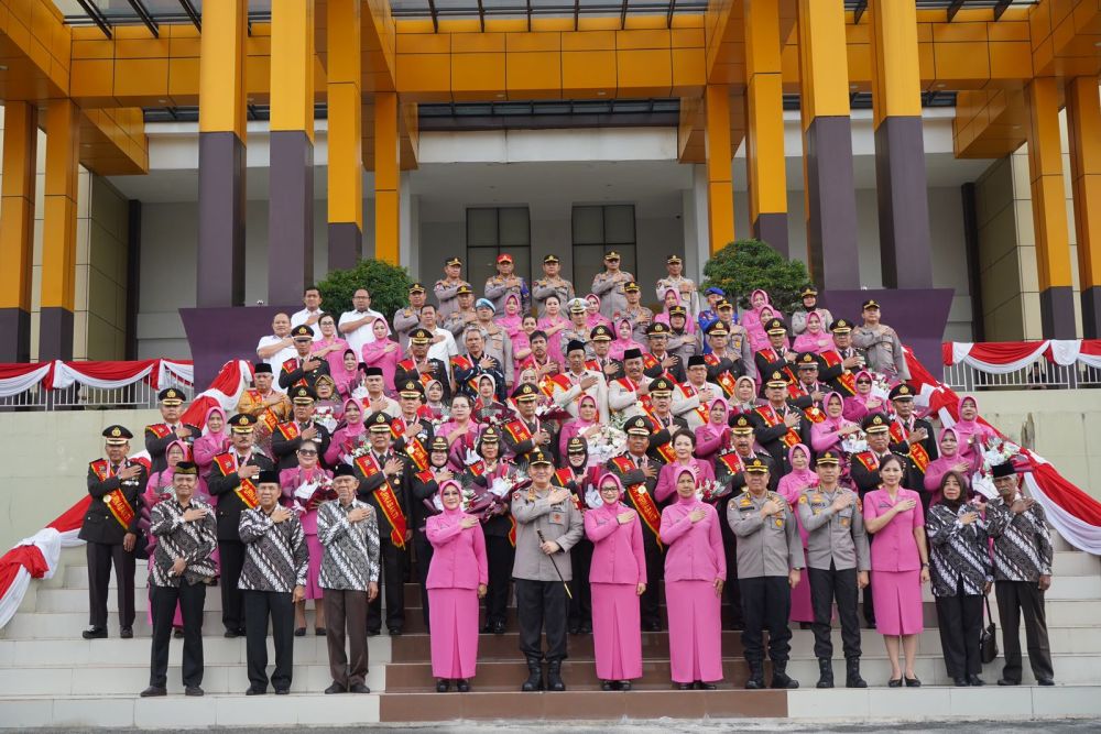 Ini Pesan Kapolda Riau untuk 75 Anggota yang Memasuki Masa Purna Bhakti