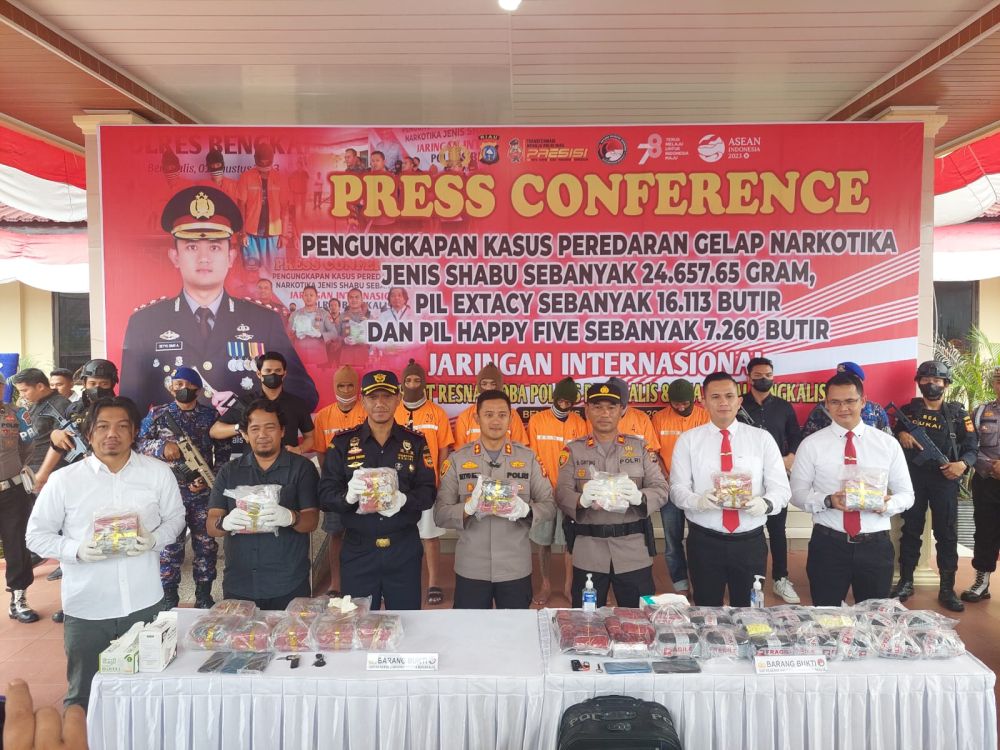 6 Pelaku Ditangkap, Polres Bengkalis Sita 23 Kg Sabu, Ekstasi dan Pil Happy Five