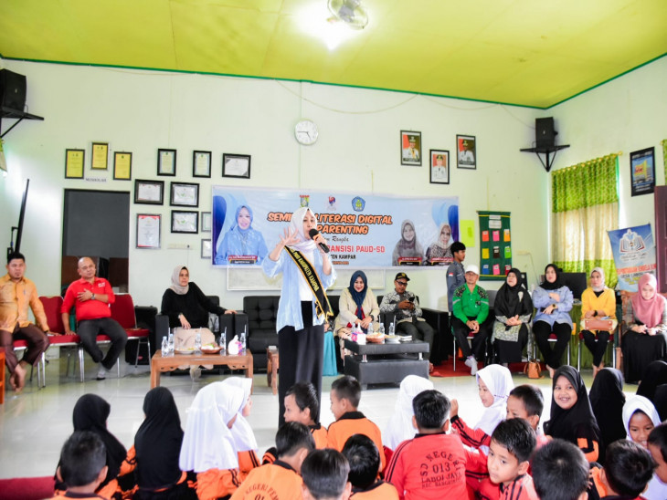 Universitas Pahlawan dan Bunda PAUD Sosialisasikan Literasi Digital dan Parenting