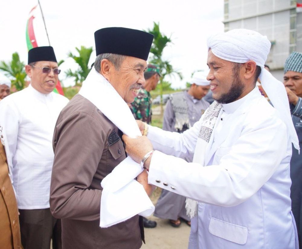 Gubri Syamsuar Hadiri Wisuda Santri Ponpes Salafiyah