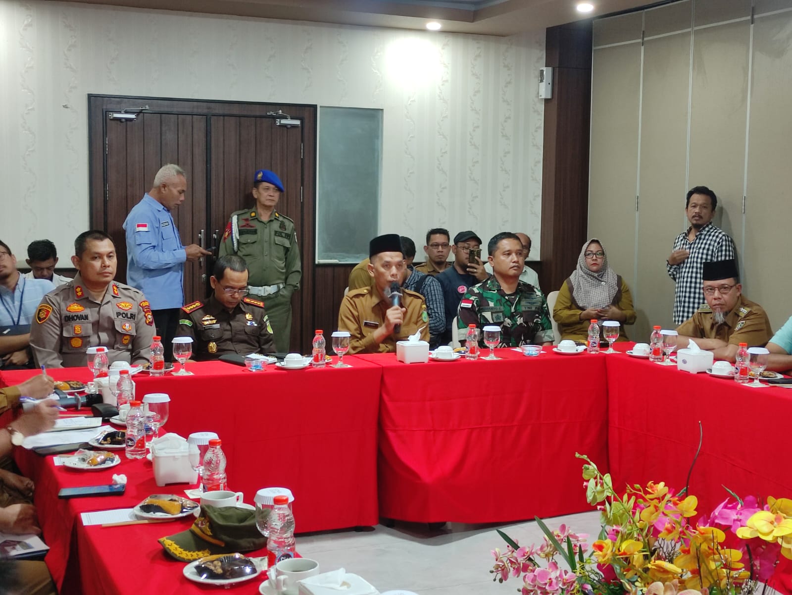 Wali Kota Dumai Pimpin Rapat Strategis Pemindahan Pasar Dock dan Pedagang