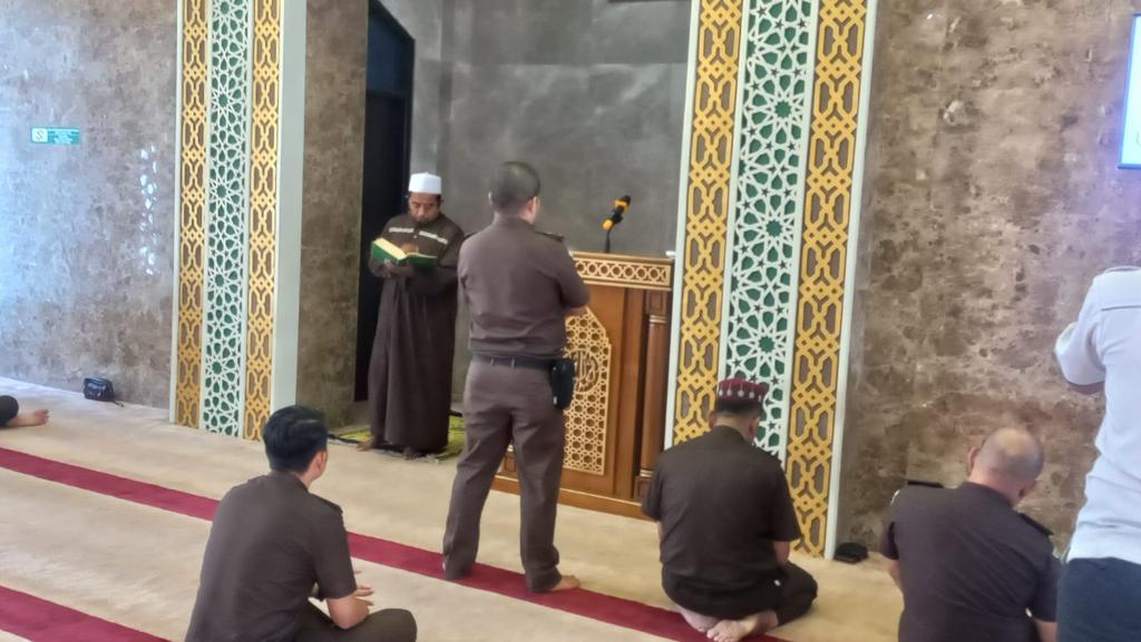 Abu Bakar ra Berikan Contoh Perasaan Takut Kepada Allah Subhaanahu Wata