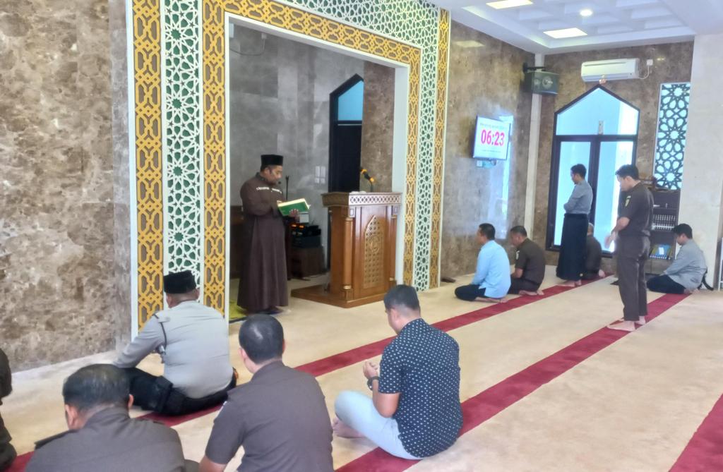 Khalifah Umar bin Khattab Pemimpin yang Adil dan Sangat Memperhatikan Rakyatnya