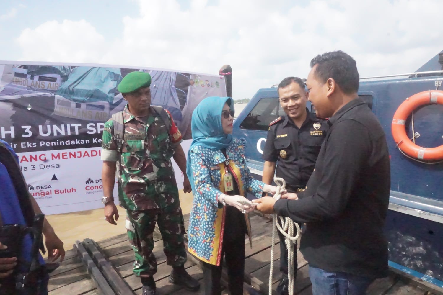 Pemkab Apresiasi Bea Cukai Tembilahan Hibahkan 3 Unit Ambulance Air untuk 3 Desa Pesisir