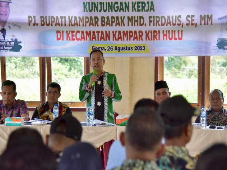 Pj Bupati Silaturahmi dengan Para Kepala Desa di Kampar Kiri Hulu