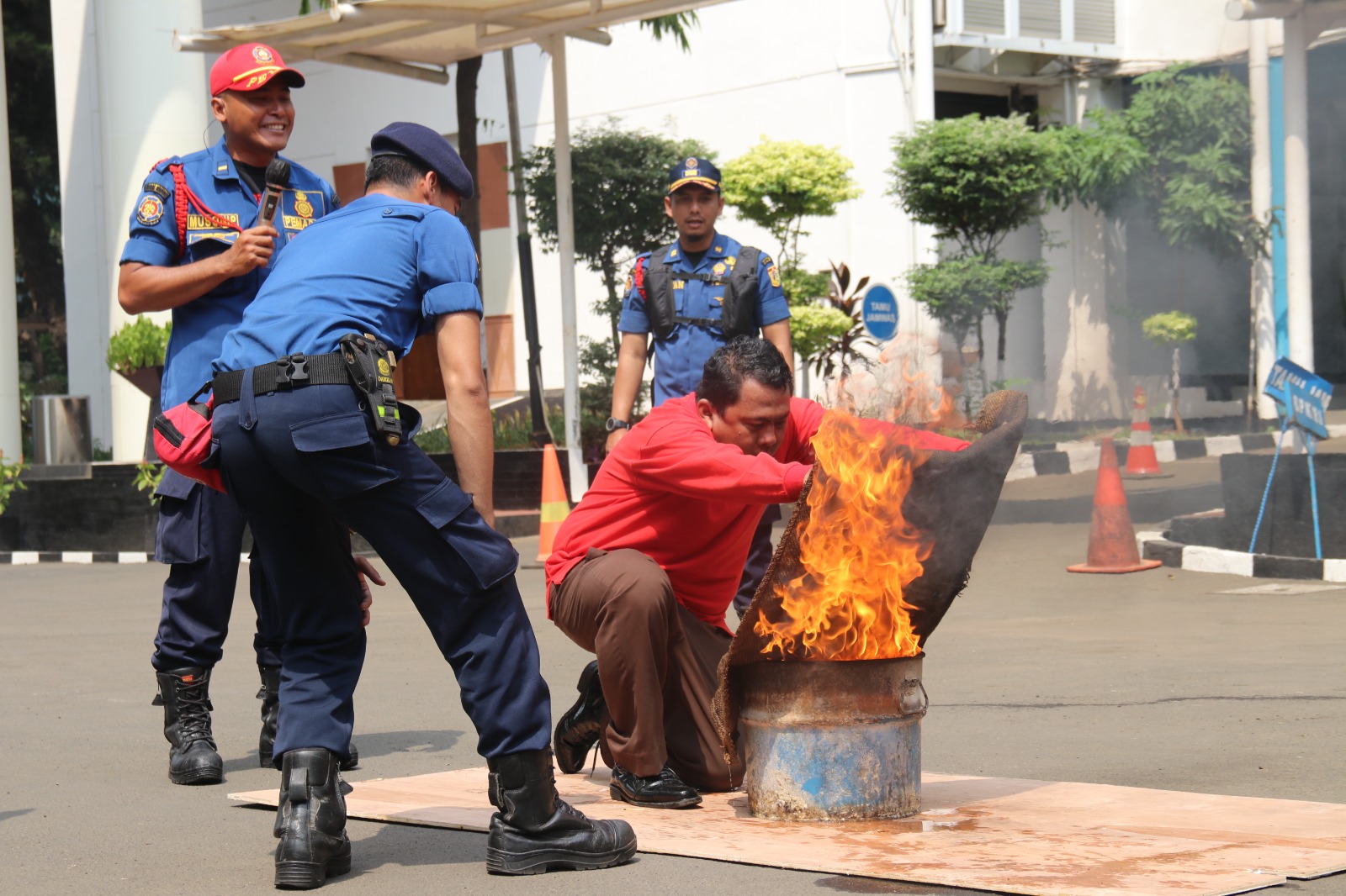 Pelatihan Gabungan Penanggulangan Bahaya Kebakaran di Lingkungan Kejagung