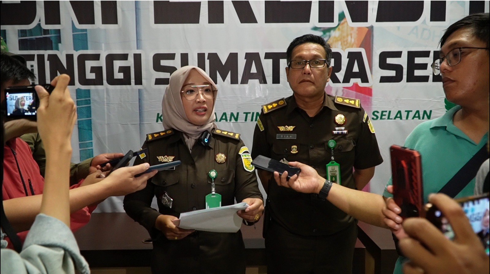 Kejati Sumsel Bantah Adanya Permintaan Banner Dari Kejari Oki ke Pihak Sekolah