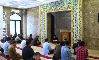 Sesungguhnya Seorang Muslim Menunaikan Shalat semata-mata Karena Allah